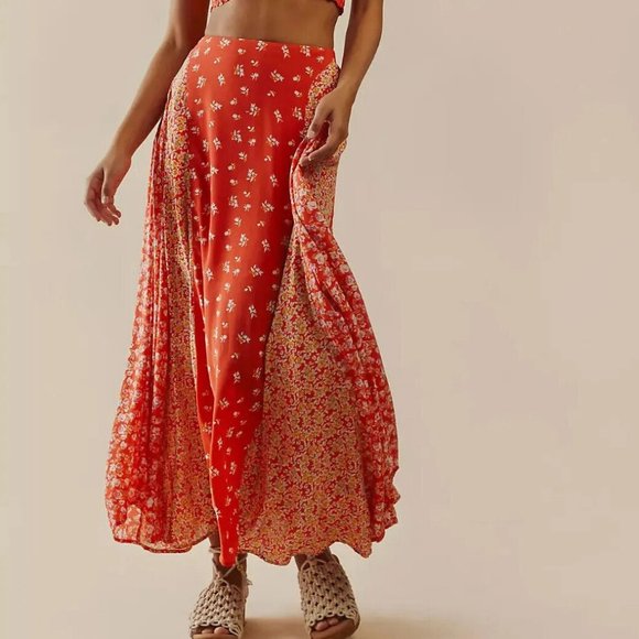 Free People Dresses & Skirts - Free People Kaia Maxi Long Skirt Floral Printed High Waisted Ruched L